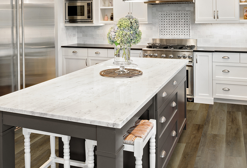 NATIONAL-FLOORING-PRODUCTS-WOOD-AND-LAMINATE-FLOORING-1423-WG-RIG-Oak-Cushion-Kitchen-Scene-845x574